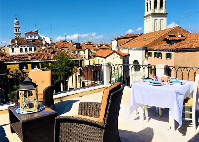 Terrace Βενετία